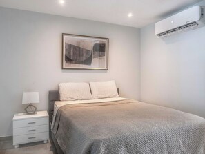 1 bedroom, iron/ironing board, travel cot, WiFi