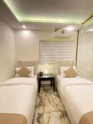 Deluxe Room, 2 Twin Beds | Free WiFi - Eighth Wonders Hotel (Wadi Musa)