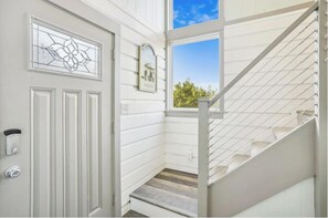 Interior - Beautiful Luxury Oceanfront/Private Pool/Sleeps10 (Corolla)