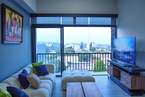 TV
