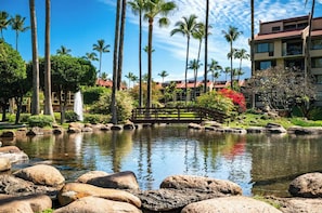 Property grounds - NEW LISTING Specials! Steps to Beach. Sleeps 6. Fantastic Resort Amenities. (Kihei)