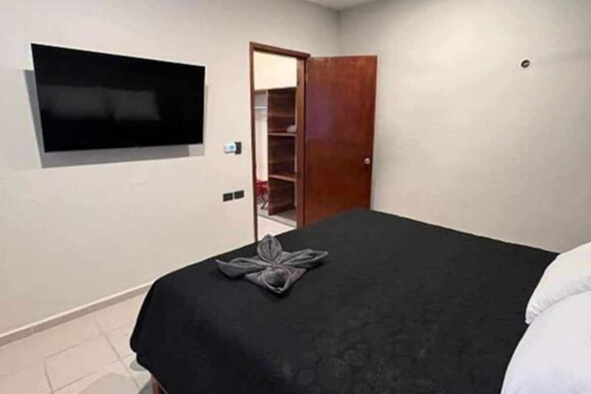 Junior Room | Free WiFi, bed sheets