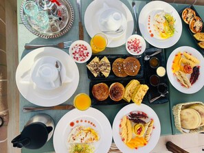 Free daily continental breakfast - Yacouta Riad and Spa (Marrakech)