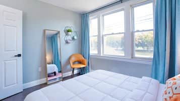 6 bedrooms, travel crib, WiFi