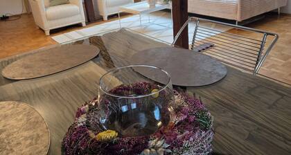 Gemütliche moderne Dachgeschoss Wohnung nahe Phantasialand, Köln & Erftstadt