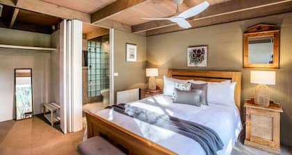 Coastal Couples Retreat