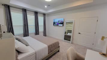 3 bedrooms, desk, iron/ironing board, free WiFi