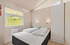 4 bedrooms, free WiFi