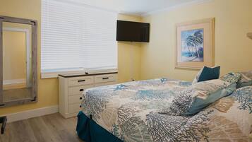 1 bedroom, internet, bed sheets