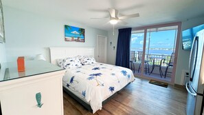 1 bedroom, Internet, bed sheets - Casa Playa #604 - Palm Tree Place (Fort Myers Beach)