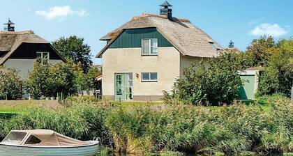 Pet friendly home in Makkum with sauna