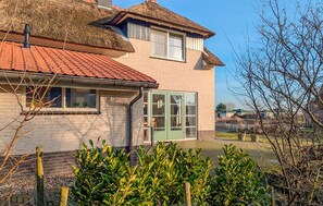 Exterior - Pet friendly home in Makkum with sauna (Makkum)
