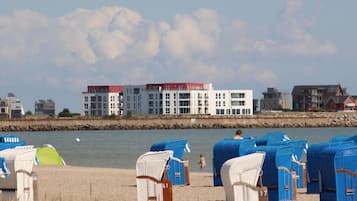 Am Strand, Wasserski