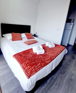 1 bedroom, iron/ironing board, free WiFi, bed sheets - Alma de Cedofeita Apartment (Porto)