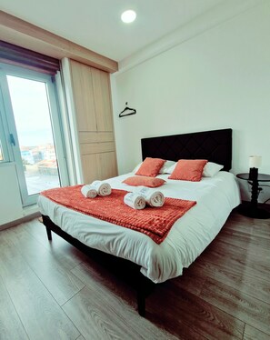 1 chambre, fer et planche à repasser, Wi-Fi gratuit, draps fournis