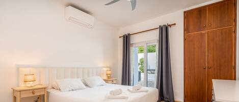 4 chambres, fer et planche Ă repasser, Wi-Fi gratuit, draps fournis