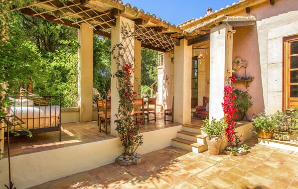 Terrace/patio - Amazing home in Capdepera (Capdepera)