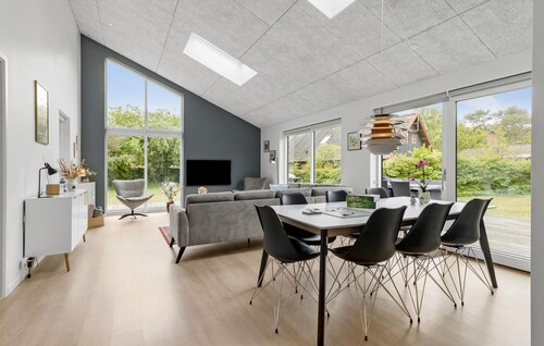 Schönes Haus mit 3 Schlafzimmern in.