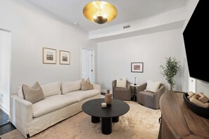 Uklassifisert bilde, 5 av 34, knapp