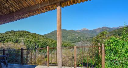 Belle maison de 4 chambres Ă Azilone.