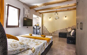 2 bedrooms, iron/ironing board, travel crib, free WiFi