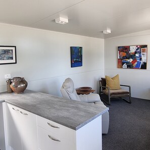 Interior - Matakana Puri Retreat. Cozy and comfortable pet friendly accommodation. (Matakana)