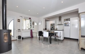 Dining - Amazing apartment in Saint-Jeannet with WiFi (Saint-Jeannet)