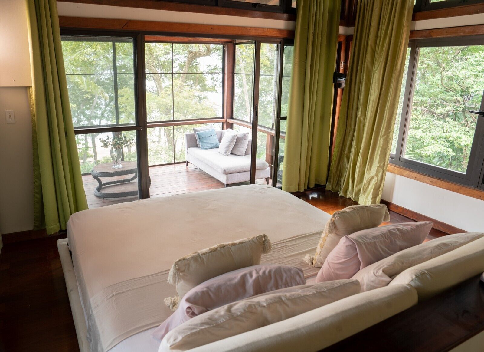 4 chambres, Wi-Fi gratuit, draps fournis