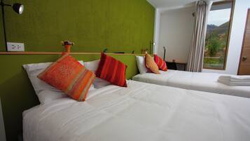 Double or Twin Room | In-room safe, iron/ironing board, free WiFi