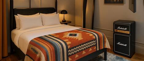 Premier Double Room, 1 Queen Bed, Refrigerator