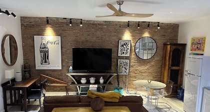 Prime Park Slope 2-bedroom totally renovated apartment with every amenity
