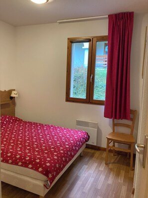 3 bedrooms
