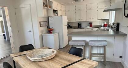 Spacious 3-bedroom apartment in beautiful downtown Ketchikan