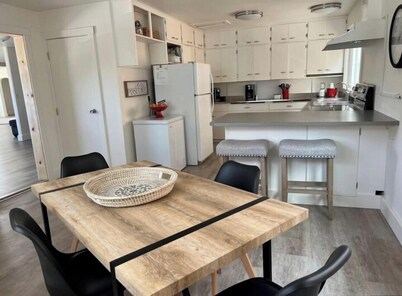 Spacious 3-bedroom apartment in beautiful downtown Ketchikan 