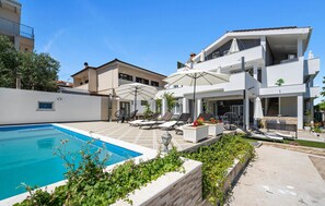 Pool - 2 bedroom beautiful apartment in Vodice (Vodice)