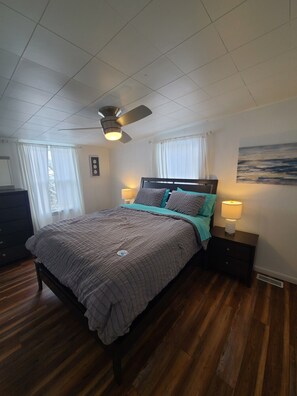 3 bedrooms, free WiFi, bed sheets