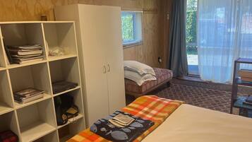 1 chambre, fer et planche à repasser, Wi-Fi, draps fournis