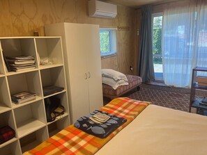 1 bedroom, iron/ironing board, WiFi, bed sheets