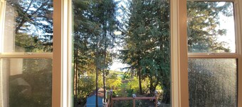 Beautiful Cottage on Lake & Creek
