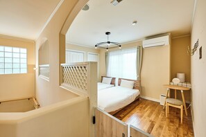 Casa Comfort, no fumadors | 3 dormitoris, cortines opaques i planxa i posts de planxar