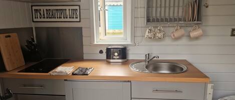 Fridge, microwave, stovetop, toaster