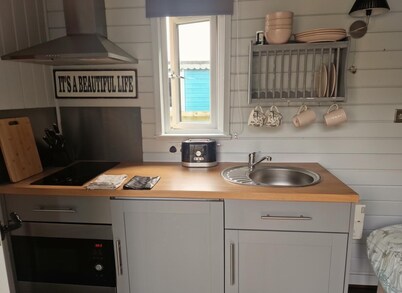 Glan yr Afon Un - Relax, Recuperate, Enjoy