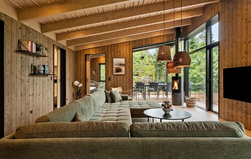 Beautiful home in Børkop with sauna