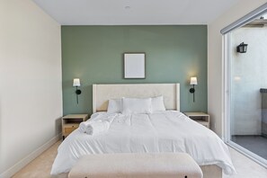 4 chambres, fer et planche à repasser, lit parapluie, Wi-Fi gratuit