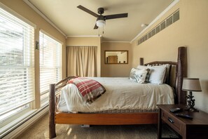 2 bedrooms, travel crib, free WiFi, bed sheets - Tranquil 2-bedroom condo in Brian Head with pool and sauna (Brian Head)