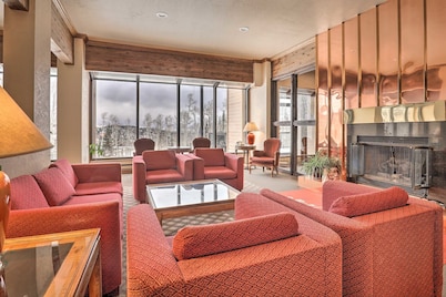 Tranquil 2-bedroom condo in Brian Head with pool and sauna