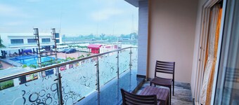 Royal Palace Beach Resort