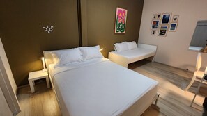 Standard háromágyas szoba | Sötétítőfüggöny, hangszigetelés és ingyenes wifi