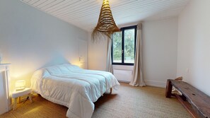 5 Schlafzimmer, Bügeleisen/Bügelbrett, WLAN