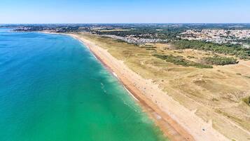Vlak bij het strand